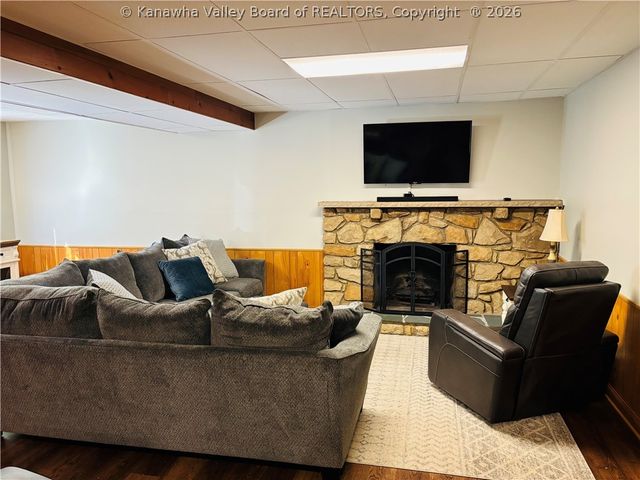 902 Wilkie Drive, Charleston, WV 25314