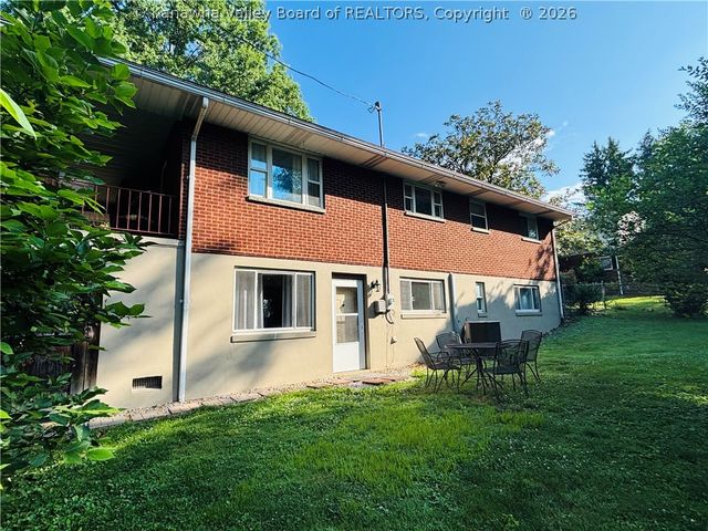 902 Wilkie Drive, Charleston, WV 25314
