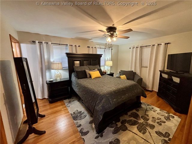 902 Wilkie Drive, Charleston, WV 25314