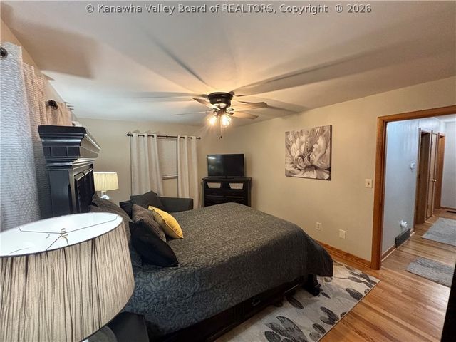 902 Wilkie Drive, Charleston, WV 25314