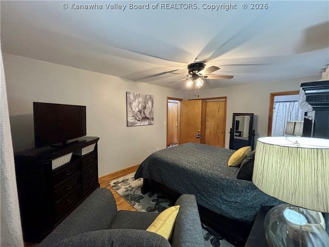 902 Wilkie Drive, Charleston, WV 25314