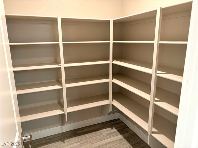 8795 Spencer Garrett Street, Las Vegas, NV 89113