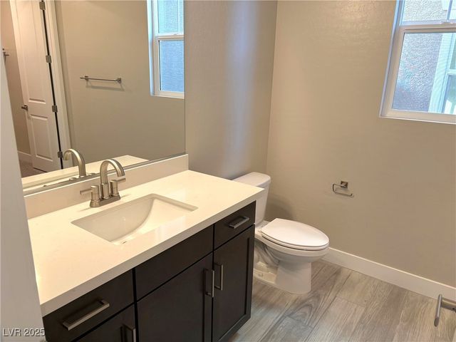 8795 Spencer Garrett Street, Las Vegas, NV 89113