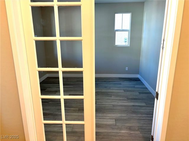 8795 Spencer Garrett Street, Las Vegas, NV 89113