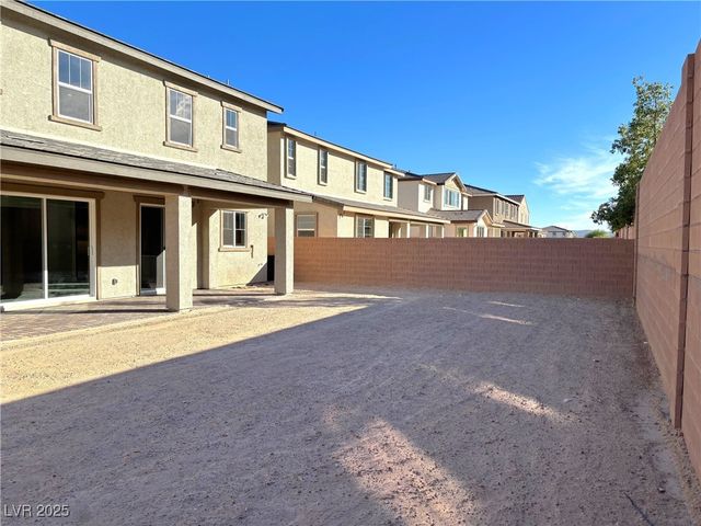 8795 Spencer Garrett Street, Las Vegas, NV 89113