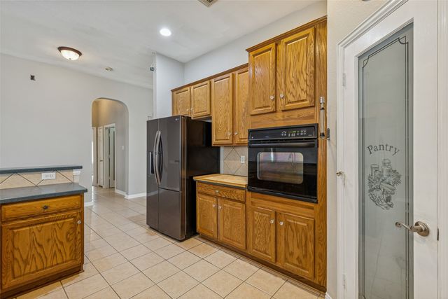 10804 Ashmont Lane, Fort Worth, TX 76244