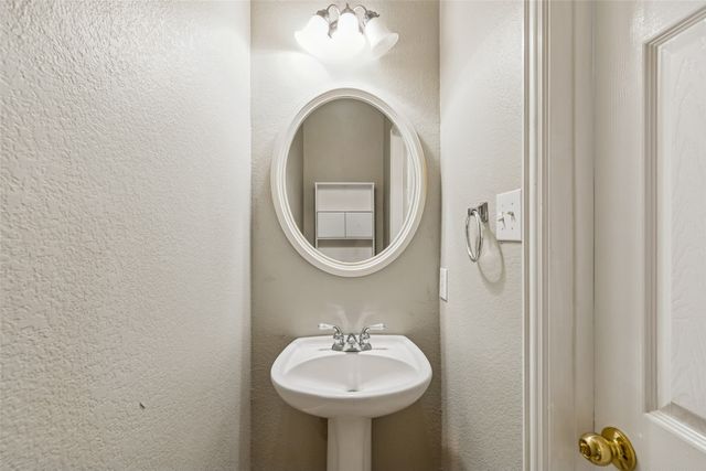 10804 Ashmont Lane, Fort Worth, TX 76244