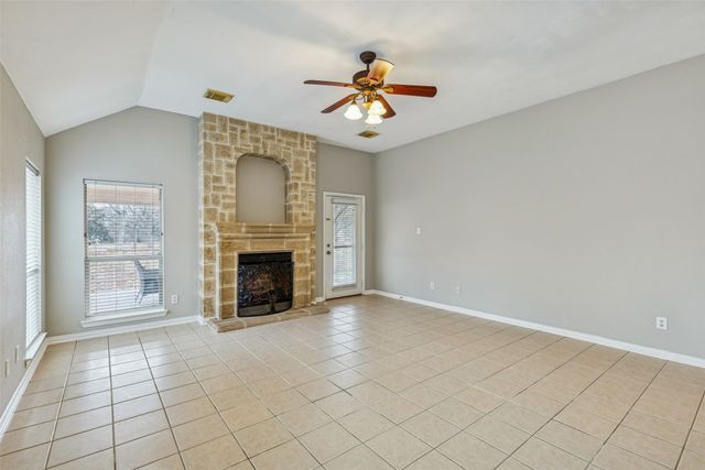 10804 Ashmont Lane, Fort Worth, TX 76244