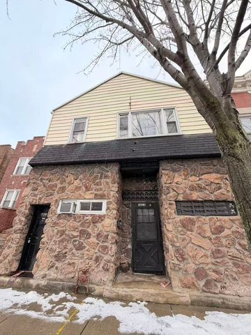 3415 S Wallace Street, Chicago, IL 60616