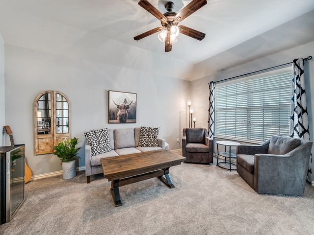 8012 Canterbury Terrace, Mckinney, TX 75072