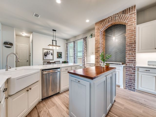 8012 Canterbury Terrace, Mckinney, TX 75072