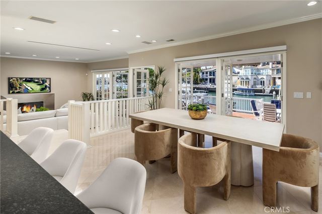 736 Harbor Island Drive, Newport Beach, CA 92660