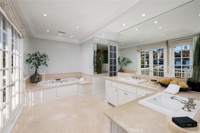 736 Harbor Island Drive, Newport Beach, CA 92660