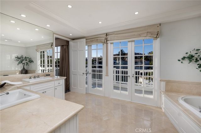 736 Harbor Island Drive, Newport Beach, CA 92660