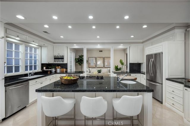 736 Harbor Island Drive, Newport Beach, CA 92660