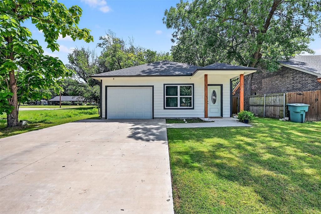 515 N East Street, Sherman, TX 75090