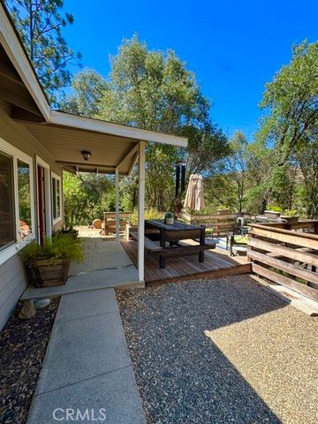 4973 State Highway 140, Mariposa, CA 95338
