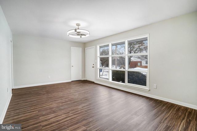 8124 GAVIN ST, Hyattsville, MD 20784