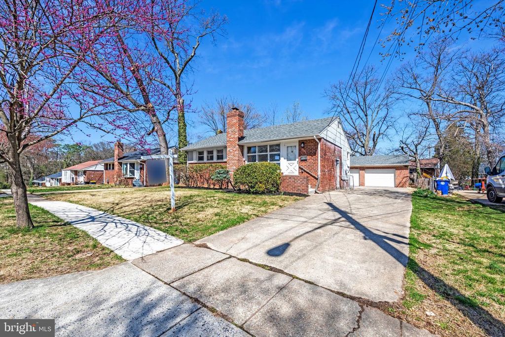 8124 GAVIN ST, Hyattsville, MD 20784