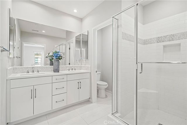 135 Messenger, Irvine, CA 92618