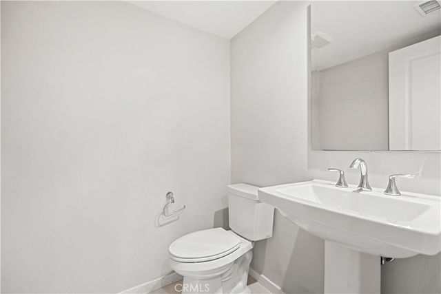 135 Messenger, Irvine, CA 92618