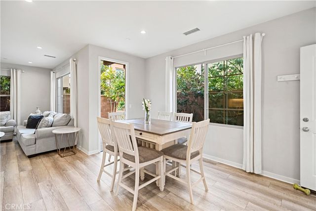 135 Messenger, Irvine, CA 92618