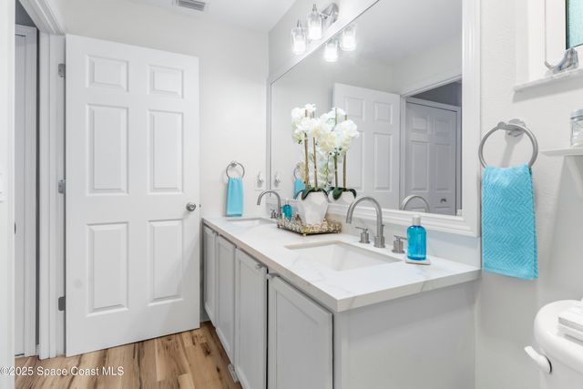 789 Vocelle Avenue N, Sebastian, FL 32958