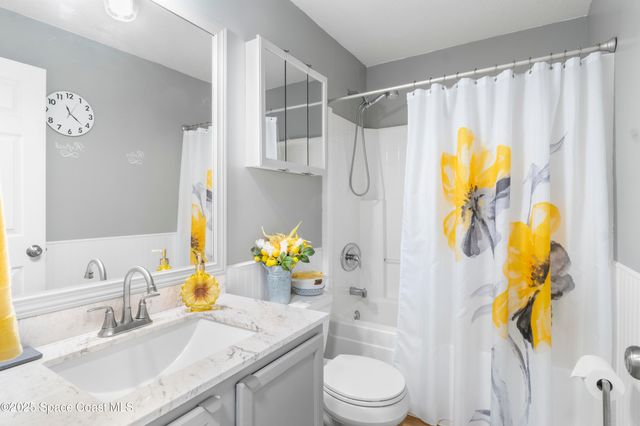 789 Vocelle Avenue N, Sebastian, FL 32958