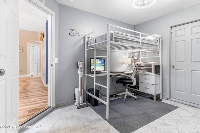 789 Vocelle Avenue N, Sebastian, FL 32958