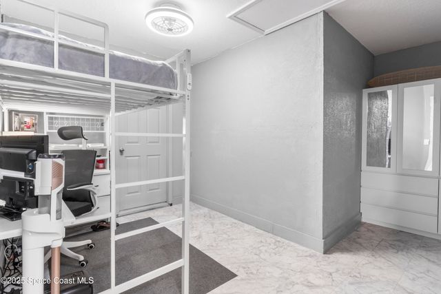 789 Vocelle Avenue N, Sebastian, FL 32958