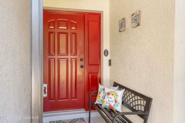 789 Vocelle Avenue N, Sebastian, FL 32958