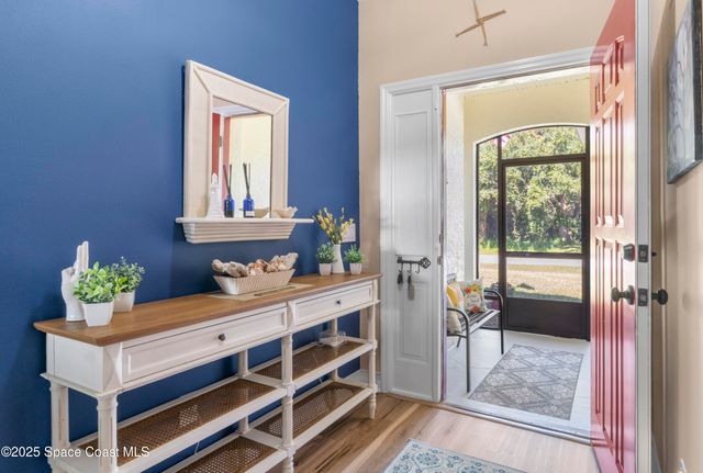 789 Vocelle Avenue N, Sebastian, FL 32958