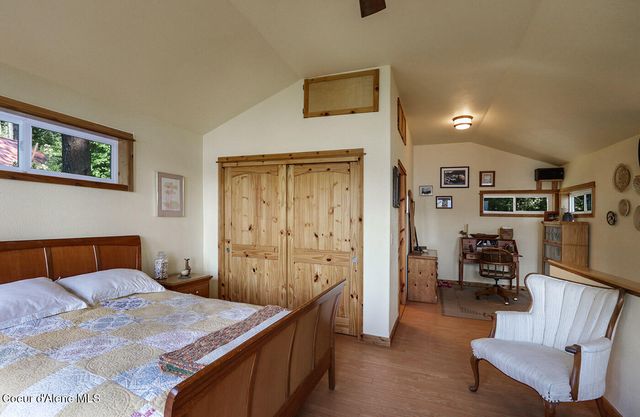 812 Pine Cove RD, Bayview, ID 83803