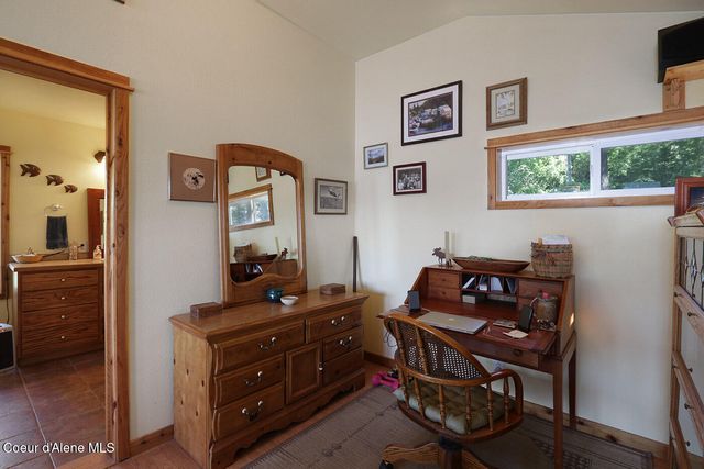 812 Pine Cove RD, Bayview, ID 83803