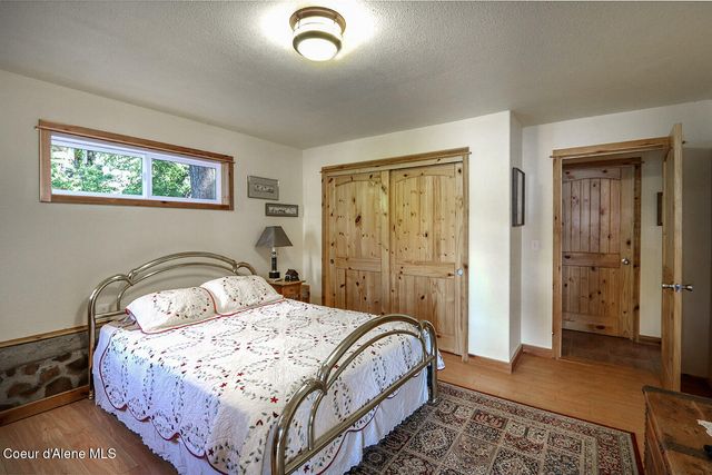 812 Pine Cove RD, Bayview, ID 83803