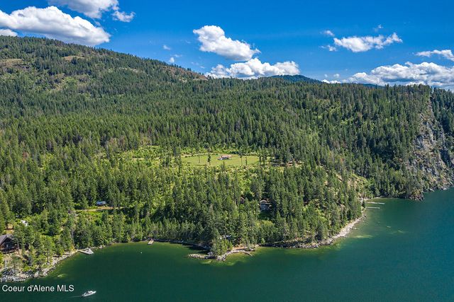 812 Pine Cove RD, Bayview, ID 83803