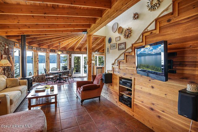 812 Pine Cove RD, Bayview, ID 83803