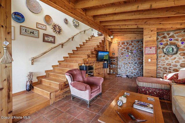 812 Pine Cove RD, Bayview, ID 83803