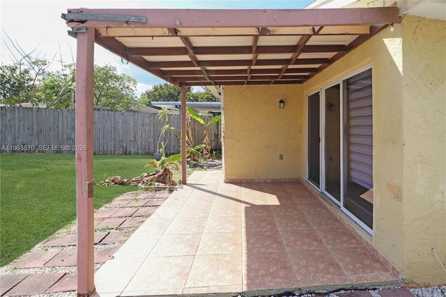 11324 SW 187th Ter, Miami, FL 33157