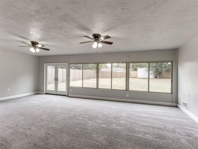 10508 Whitehaven Road, The Village, OK 73120