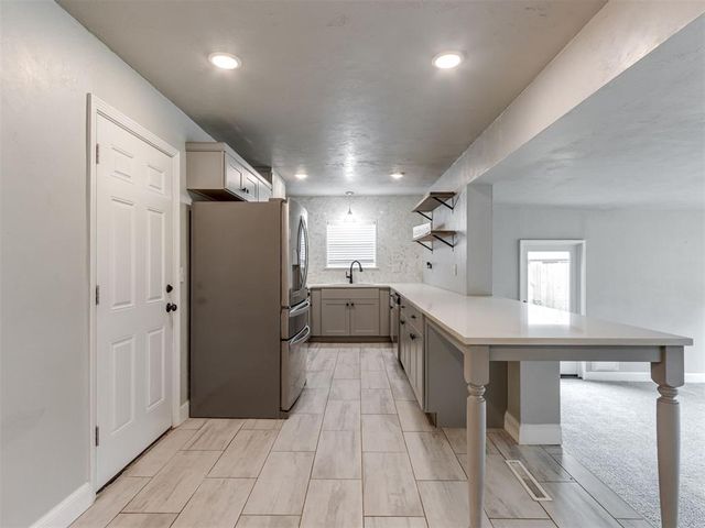 10508 Whitehaven Road, The Village, OK 73120