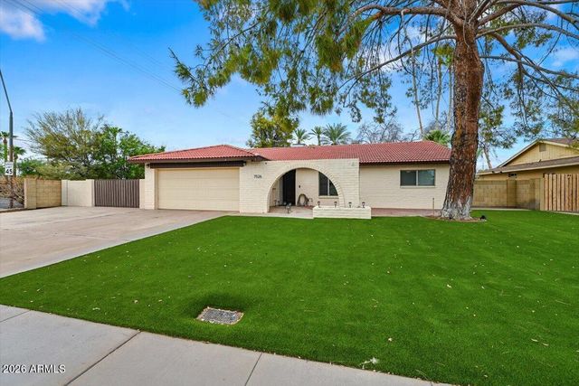7526 S FOREST Avenue, Tempe, AZ 85283