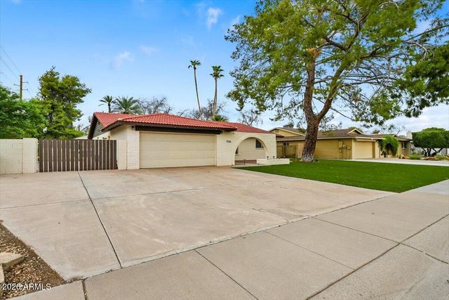 7526 S FOREST Avenue, Tempe, AZ 85283