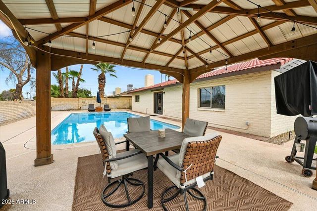 7526 S FOREST Avenue, Tempe, AZ 85283
