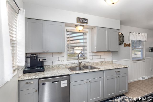 5500 Averill Avenue, Grand Rapids, MI 49548