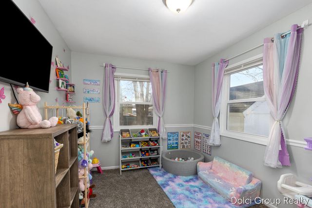 5500 Averill Avenue, Grand Rapids, MI 49548