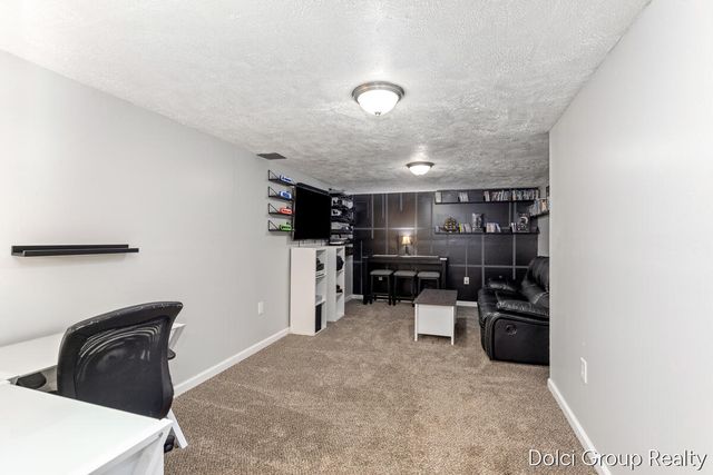 5500 Averill Avenue, Grand Rapids, MI 49548