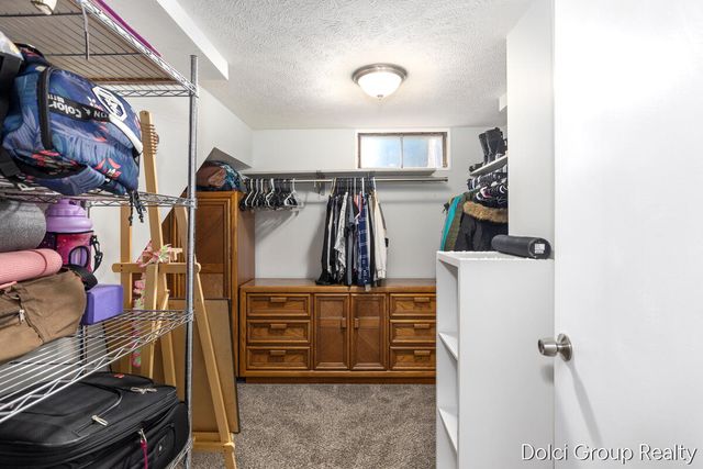 5500 Averill Avenue, Grand Rapids, MI 49548