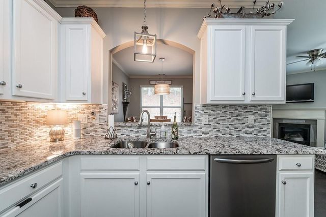 120 Sunset Lane, Woodstock, GA 30189