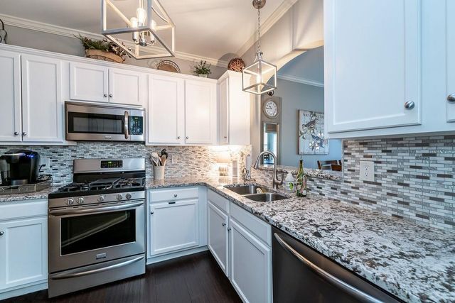 120 Sunset Lane, Woodstock, GA 30189